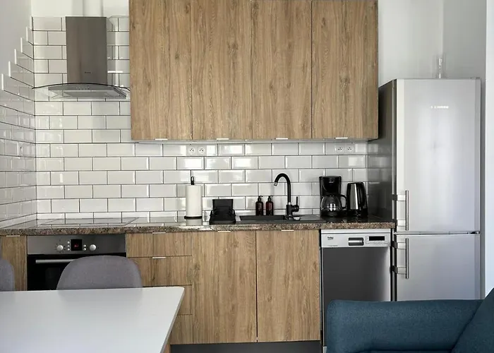 Апартаменти Modern In Old Town